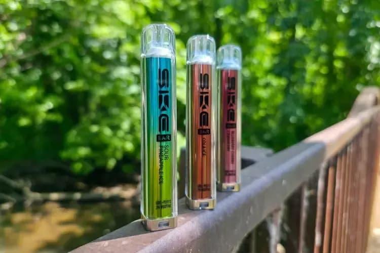 e-shisha einweg Ratgeber 2025 – Geschmack, Akku und Sicherheit bei einweg Modellen im Überblick