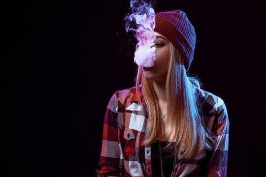 e shisha im handgepäck Ratgeber 2025 So reisen Sie sicher mit Akku und Verdampfer