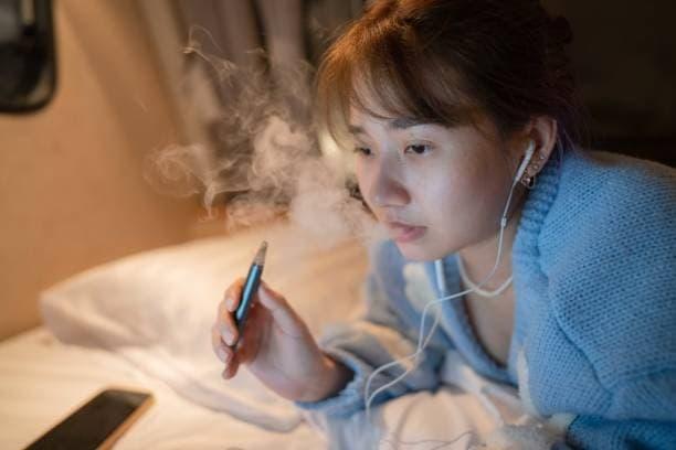 e-zigarette akkuträger test – Beste Modelle, Akkuleistung vergleichen und Kaufhilfe